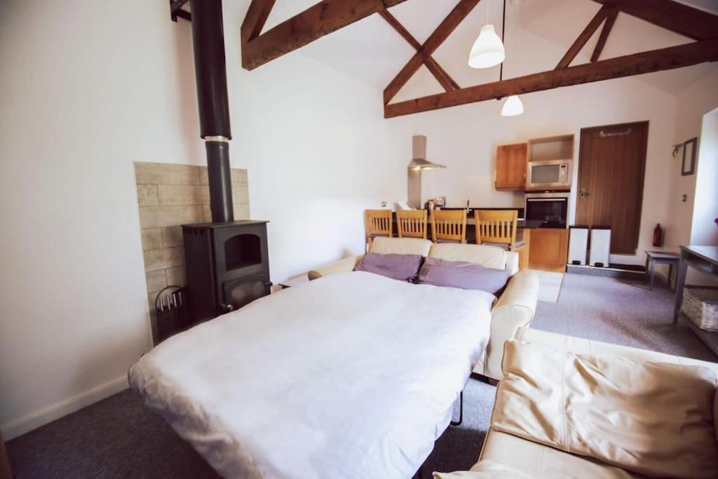 Cosy Cottage On Banks Of River Wye Foy Exterior foto
